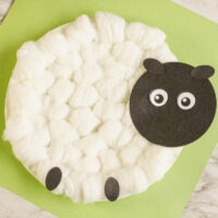 Easy Lamb Paper Plate Craft {Printable Template} - totschoolresources.com